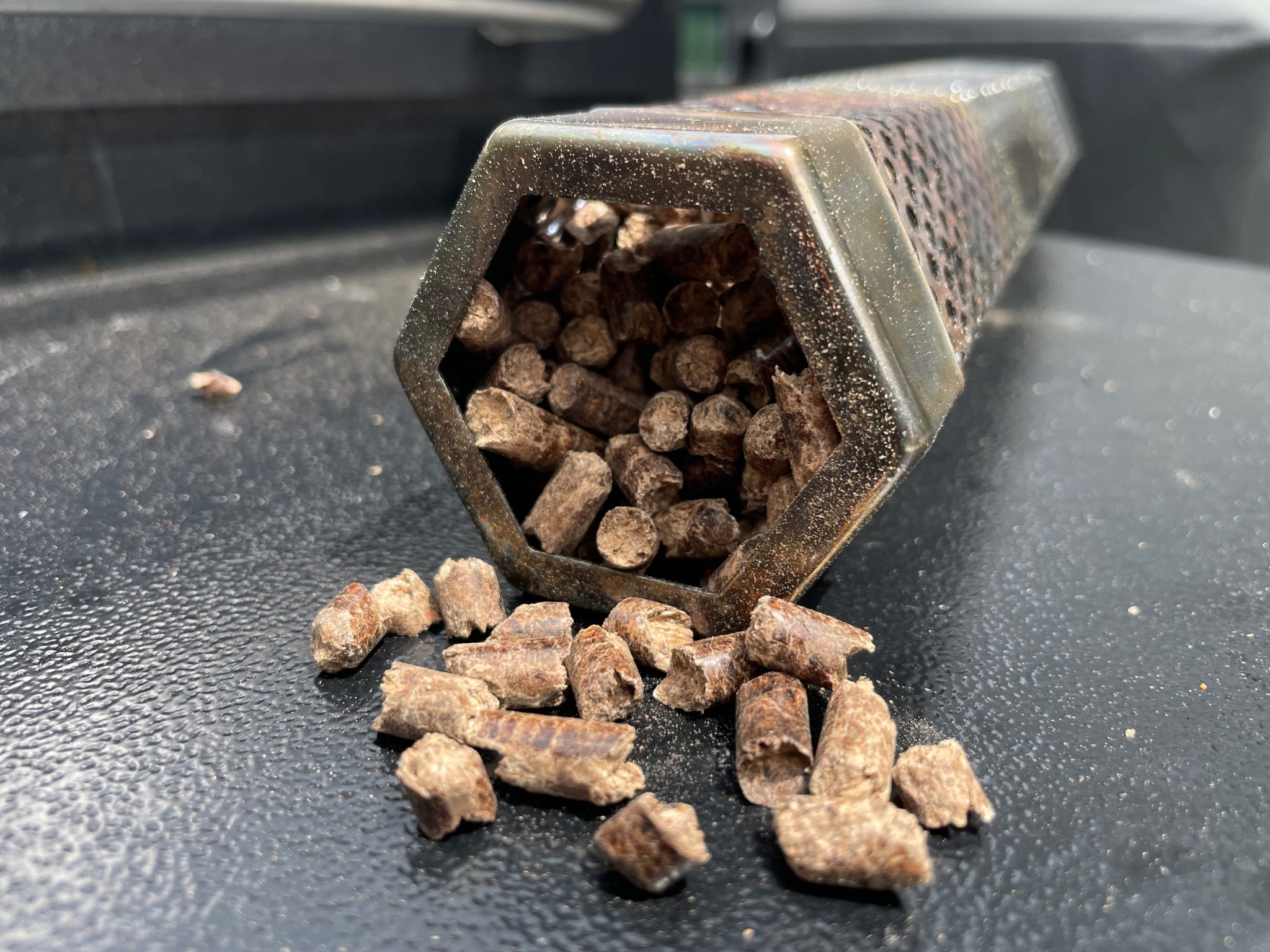 How To Use A Smoke Tube In A Pellet Grill